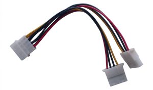 4-Pin Molex Y-Splitter Cable for IDE harddisk Y-Splitter IDE Power Cables ( Refurbished)